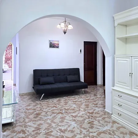 Emelina Apartamento *